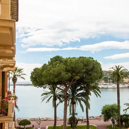 Апартаменты Piazza Chiappa Рапалло